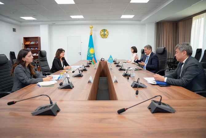 Günay Əfəndiyeva Astana şəhərində Qazaxıstanın elm və ali təhsil naziri ilə görüşüb — FOTOLAR Günay Əfəndiyeva Astana şəhərində Qazaxıstanın elm və ali təhsil naziri ilə görüşüb — FOTOLAR