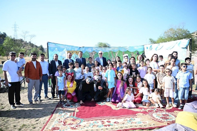 Laçında Şəngülüm, Şüngülüm, Məngülüm” nağıl-tamaşası nümayiş olunub — FOTOLAR