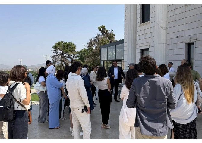 Yerli turizm sənayesi nümayəndələri Qarabağa tanışlıq səfəri ediblər — FOTOLAR Yerli turizm sənayesi nümayəndələri Qarabağa tanışlıq səfəri ediblər — FOTOLAR