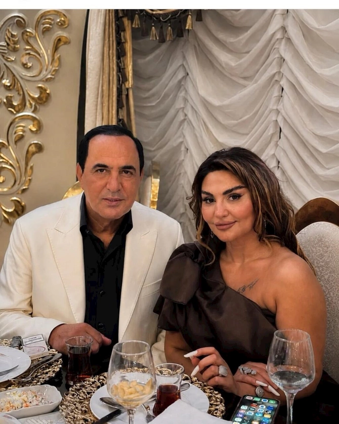 Şəbnəm Tovuzlunun yeni görünüşü diqqət çəkdi — FOTOLAR