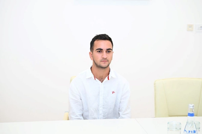 Mədəniyyət naziri Adil Kərimli Laçın şəhərində vətəndaşların müraciətlərini dinləyib — FOTOLAR Mədəniyyət naziri Adil Kərimli Laçın şəhərində vətəndaşların müraciətlərini dinləyib — FOTOLAR