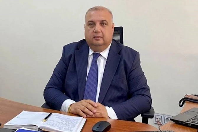 Kartla ödəniş edənlər daha çox pul xərcləyir? — İqtisadçı açıqladı