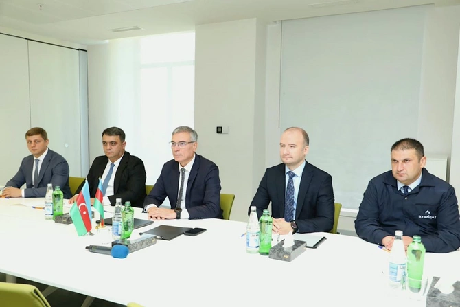 Azər Məmmədov Qaxda vətəndaş qəbulu keçirib — FOTOLAR Azər Məmmədov Qaxda vətəndaş qəbulu keçirib — FOTOLAR