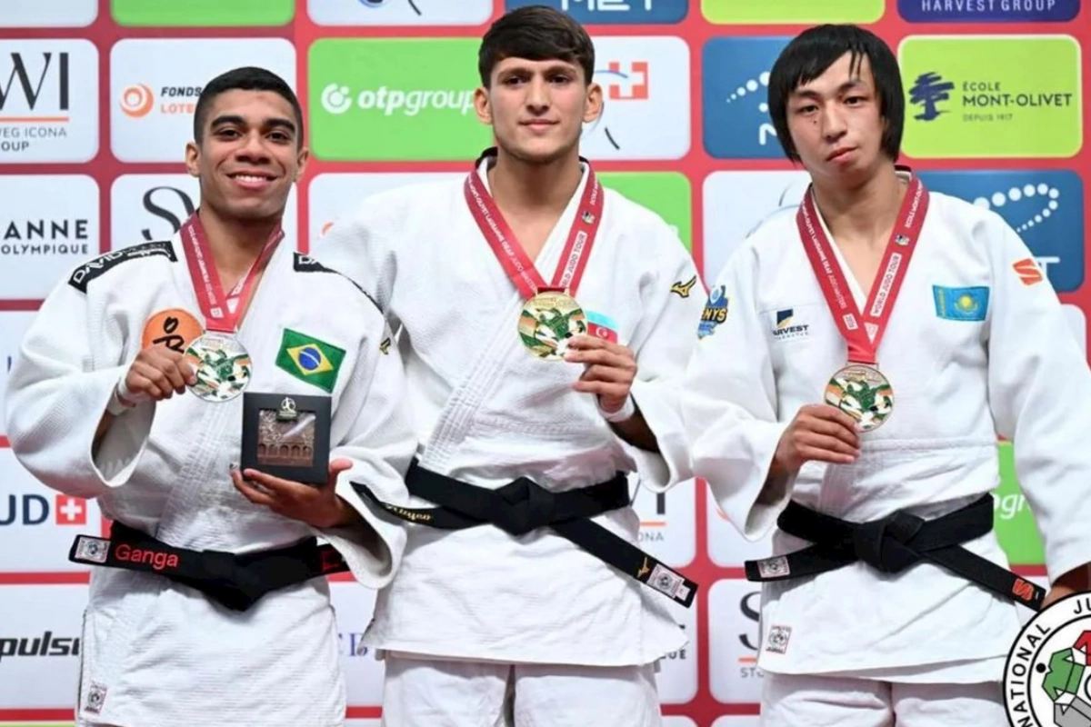 Coşqun Əliyev deflimpiya çempionunu məğlub edərək Masters Top 18in qalibi olub