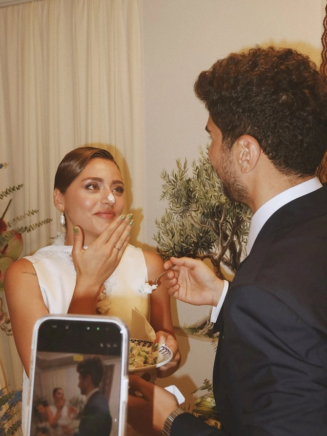 Sıla Türkoğlu nişanlandı — FOTO