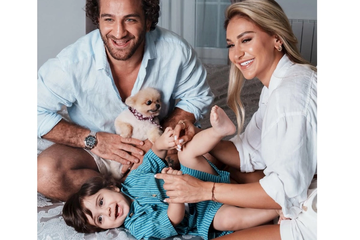 Hidayət Heydərov ailə FOTOsunu paylaşdı