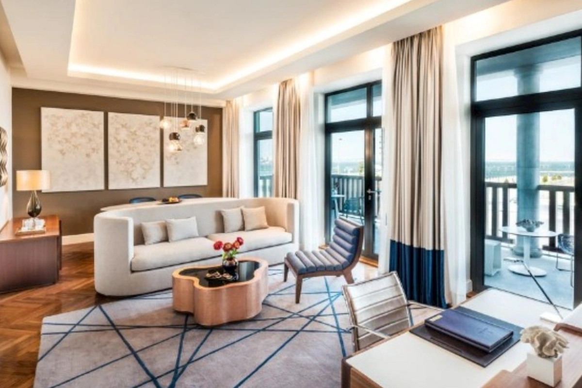 Bakıda 60 yaşlı kişi hoteldə öldü