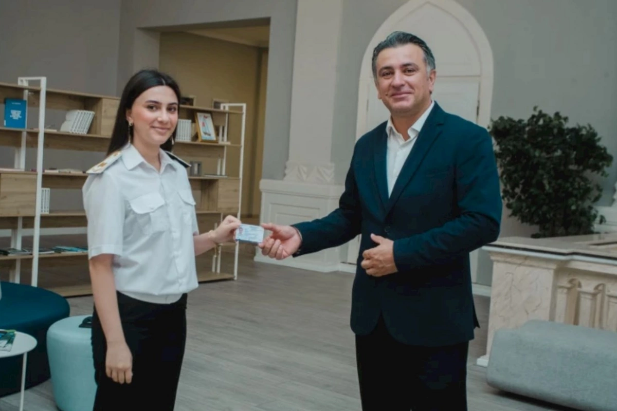 Peşə təhsilindən karyeraya: 11 gənc ADY ailəsinə qoşuldu (FOTOLAR)