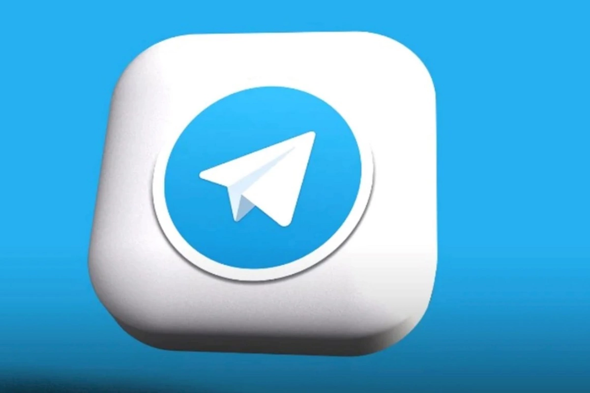 Telegram messenceri App Storeda bərpa olunub — YENİLƏNİB