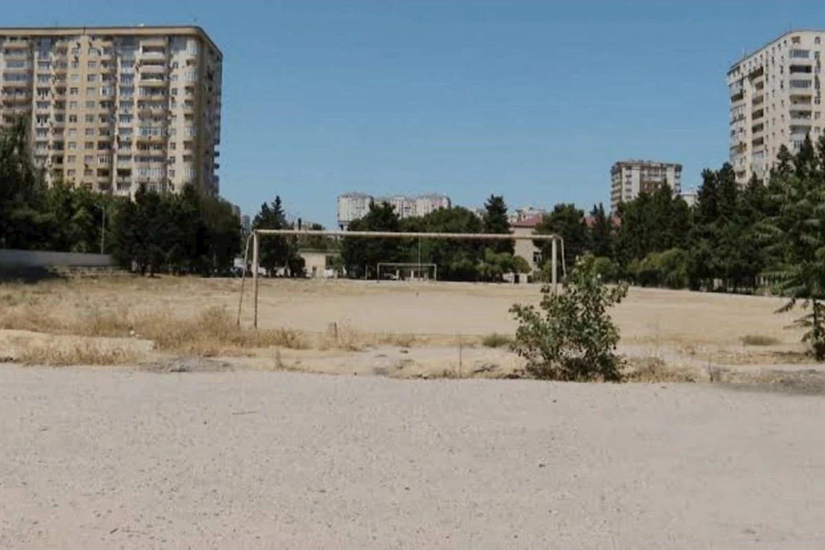 Məşhur stadion baxımsız vəziyyətdə — VİDEO