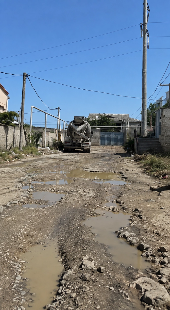 Suraxanı sakinlərinin müraciəti cavabsız qaldı — Uşaqlar yenə palçıq içində məktəbə gedəcək?
