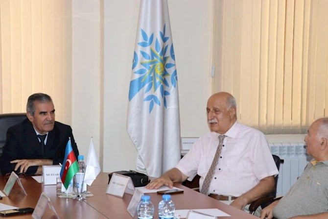 YAP Səbail rayon təşkilatında “Şəhərsalma və Memarlıq İli” çərçivəsində “91-lər” və partiya veteranları ilə görüş keçirilib — FOTOLAR