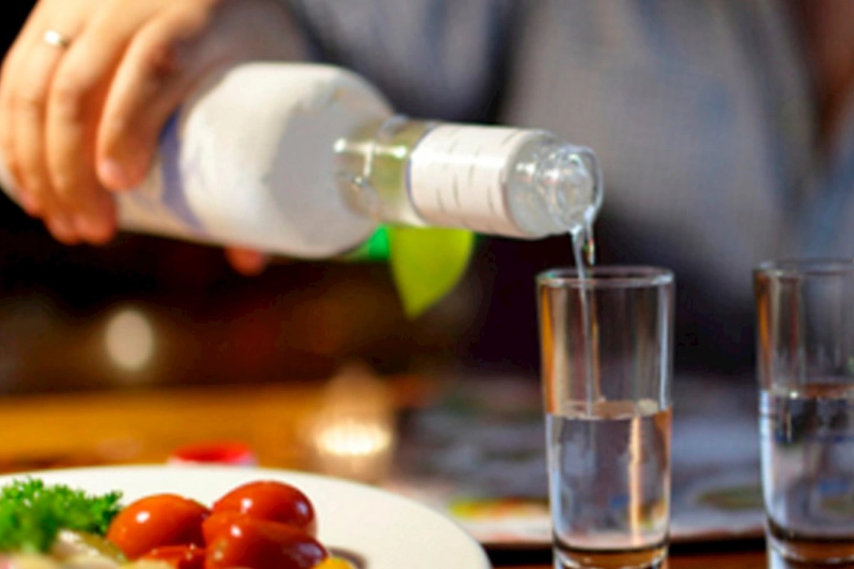 Mərhum qardaşımın adını çəkdi, bu da mənim xoşuma gəlmədi — İçki məclisi dava ilə bitdi