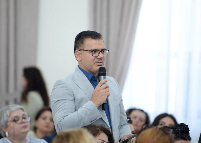 Özəl məktəbəqədər təhsil müəssisələrinin nümayəndələri ilə maliyyələşmə müsabiqəsi ilə bağlı görüş keçirilib — FOTOLAR