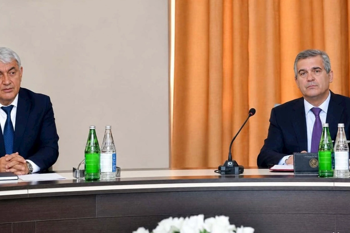 Süleyman Mikayılovun 10 illik müavininə hökm oxundu