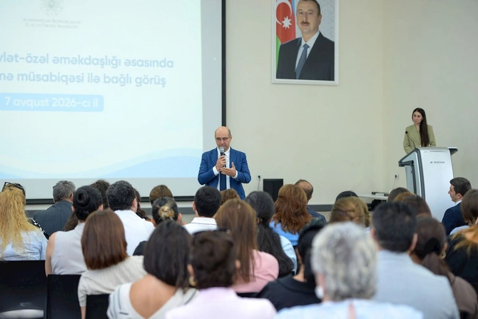 Özəl məktəbəqədər təhsil müəssisələrinin nümayəndələri ilə maliyyələşmə müsabiqəsi ilə bağlı görüş keçirilib — FOTOLAR