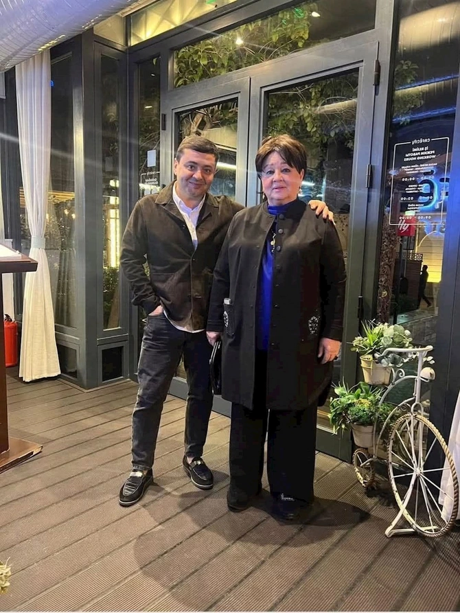 Bakıda bloqerin həyat yoldaşı qəfil vəfat etdi — FOTO Bakıda bloqerin həyat yoldaşı qəfil vəfat etdi — FOTO