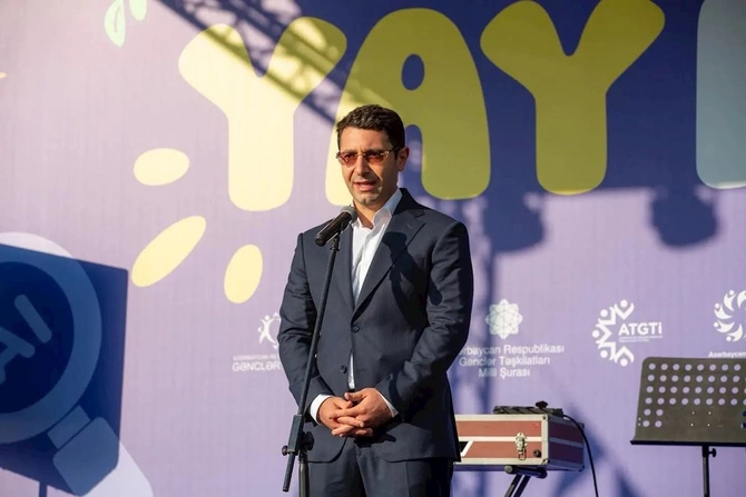 “Yay Fest 2026”nın “Müasir şəhərlər və texnologiya” düşərgəsi başa çatıb — FOTOLAR
