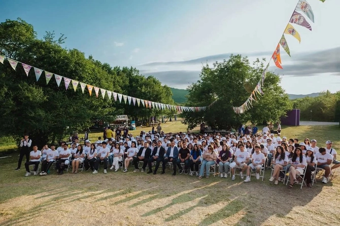 “Yay Fest 2026”nın “Müasir şəhərlər və texnologiya” düşərgəsi başa çatıb — FOTOLAR