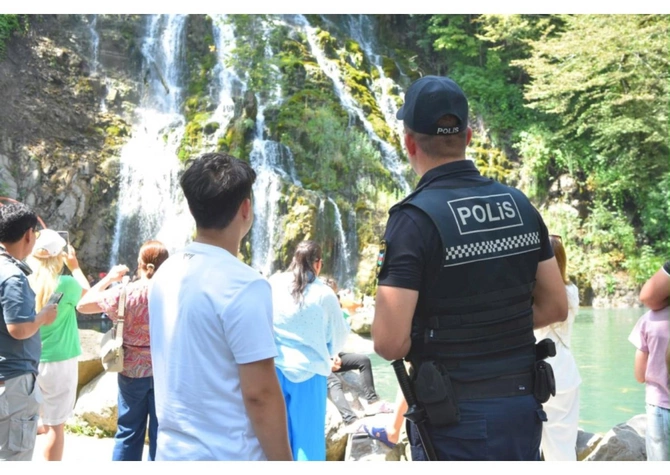 İstirahət zonalarında polisin fasiləsiz xidməti təşkil edilib — FOTOLAR