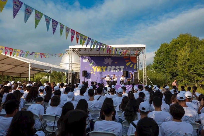 “Yay Fest 2026”nın “Müasir şəhərlər və texnologiya” düşərgəsi başa çatıb — FOTOLAR