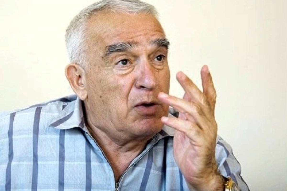 Tanınmış şair və tərcüməçi Çingiz Əlioğlu vəfat etdi