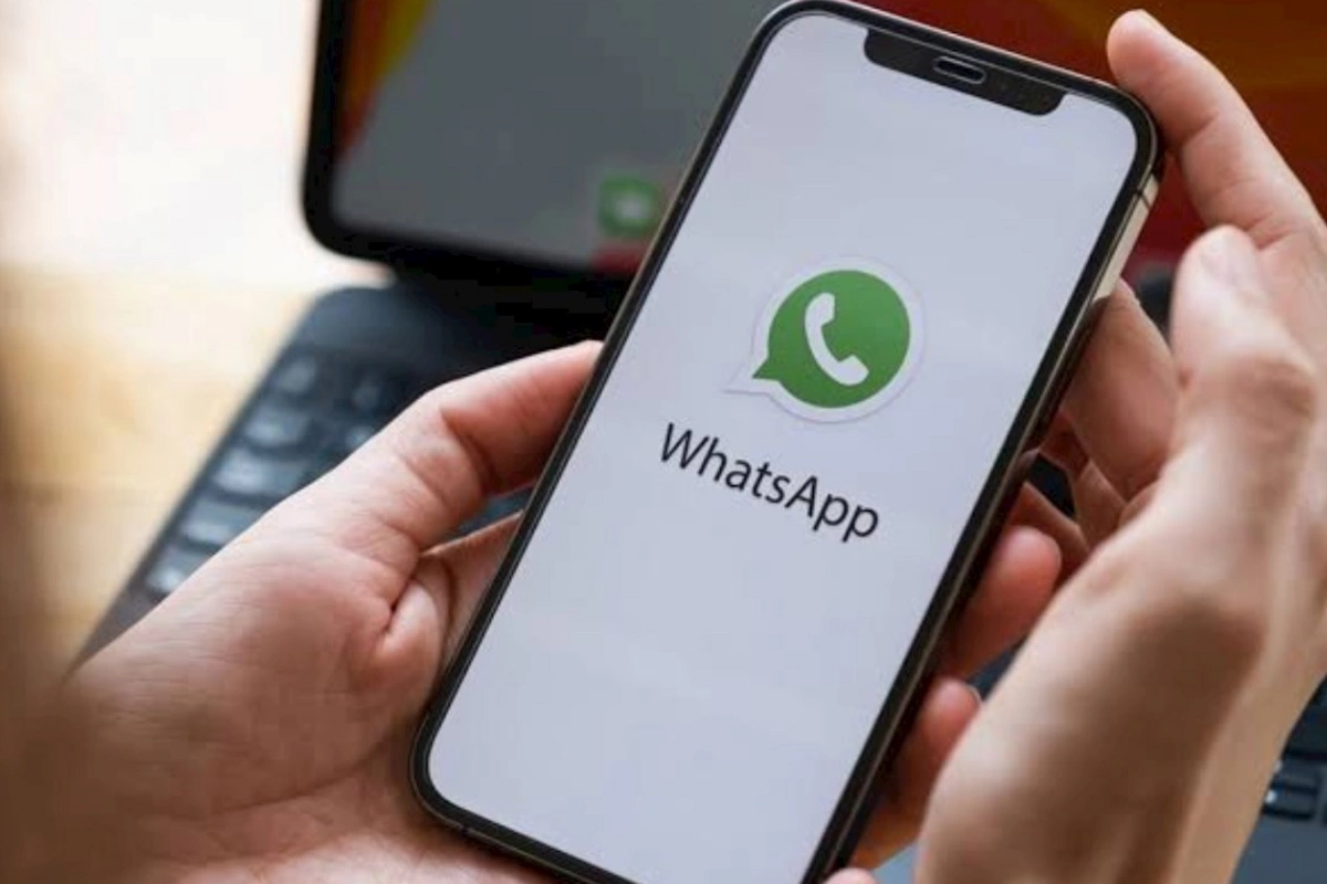 Başqasının WhatsApp statusunu icazəsiz paylaşmaq olarmı? — Hüquqşünas rəyi