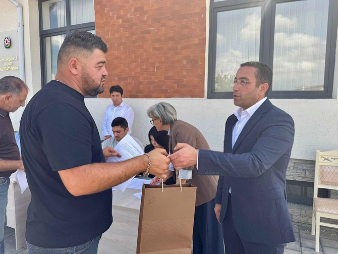Onlar artıq doğma yurdlarındadırlar — FOTOLAR (YENİLƏNİB)
