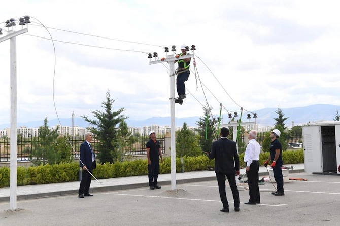 Yeni nəsil energetiklər: Şəbəkənin memarları Ümumrespublika Yarışının Aran RETSİ üzrə regional turu təşkil olunub — FOTOLAR