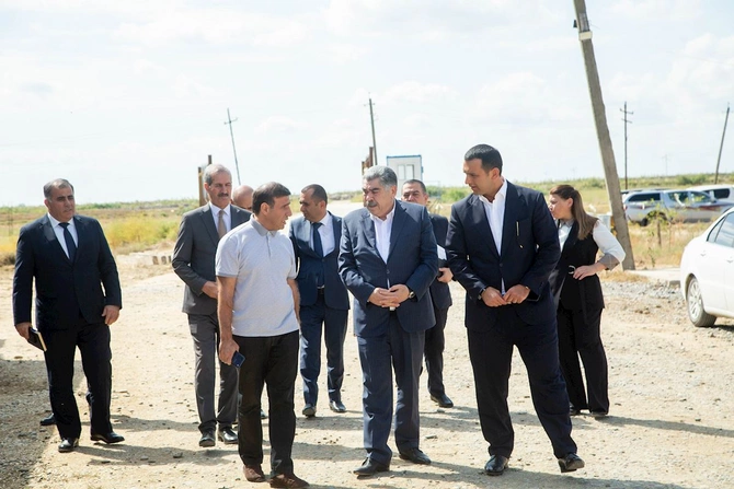 Salyanda aqrar Dövlət Proqramının icrası müzakirə edildi — FOTOLAR Salyanda aqrar Dövlət Proqramının icrası müzakirə edildi — FOTOLAR