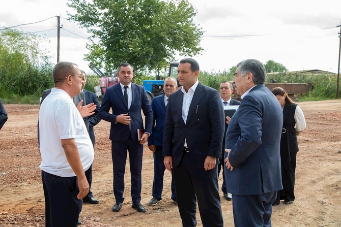 Salyanda aqrar Dövlət Proqramının icrası müzakirə edildi — FOTOLAR Salyanda aqrar Dövlət Proqramının icrası müzakirə edildi — FOTOLAR