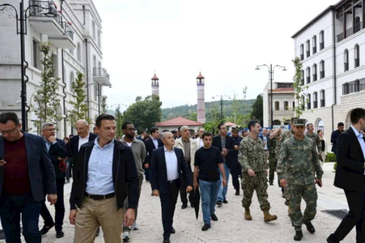 Xarici diplomatik korpusun nümayəndələrinin Qarabağ və Şərqi Zəngəzura səfərinin ikinci günü başlayıb