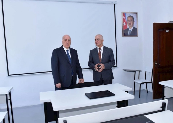 Zakir Fərəcov SDU-nun tədris korpusunda aparılan təmir işləri ilə tanış oldu — FOTOLAR