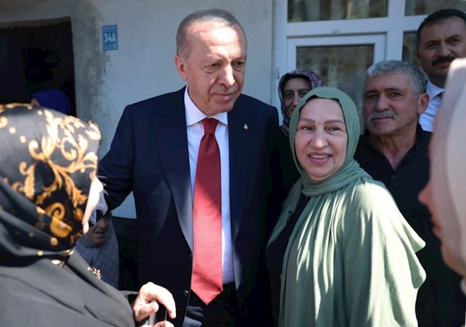 Ərdoğan anadan olduğu Rizəyə getdi — FOTOLAR