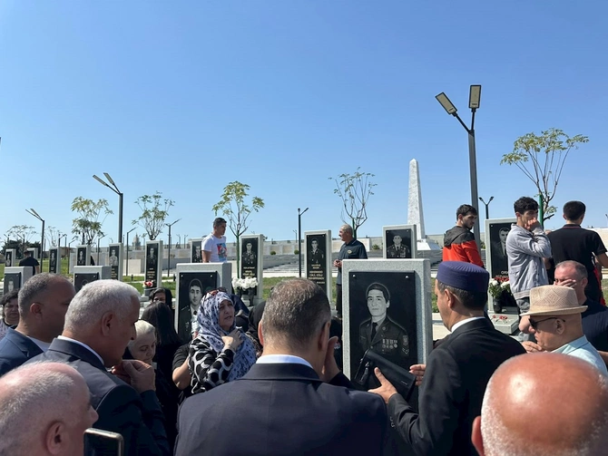 Şəhid Səbuhi Əhmədovun məzarı ziyarət olundu — FOTOLAR