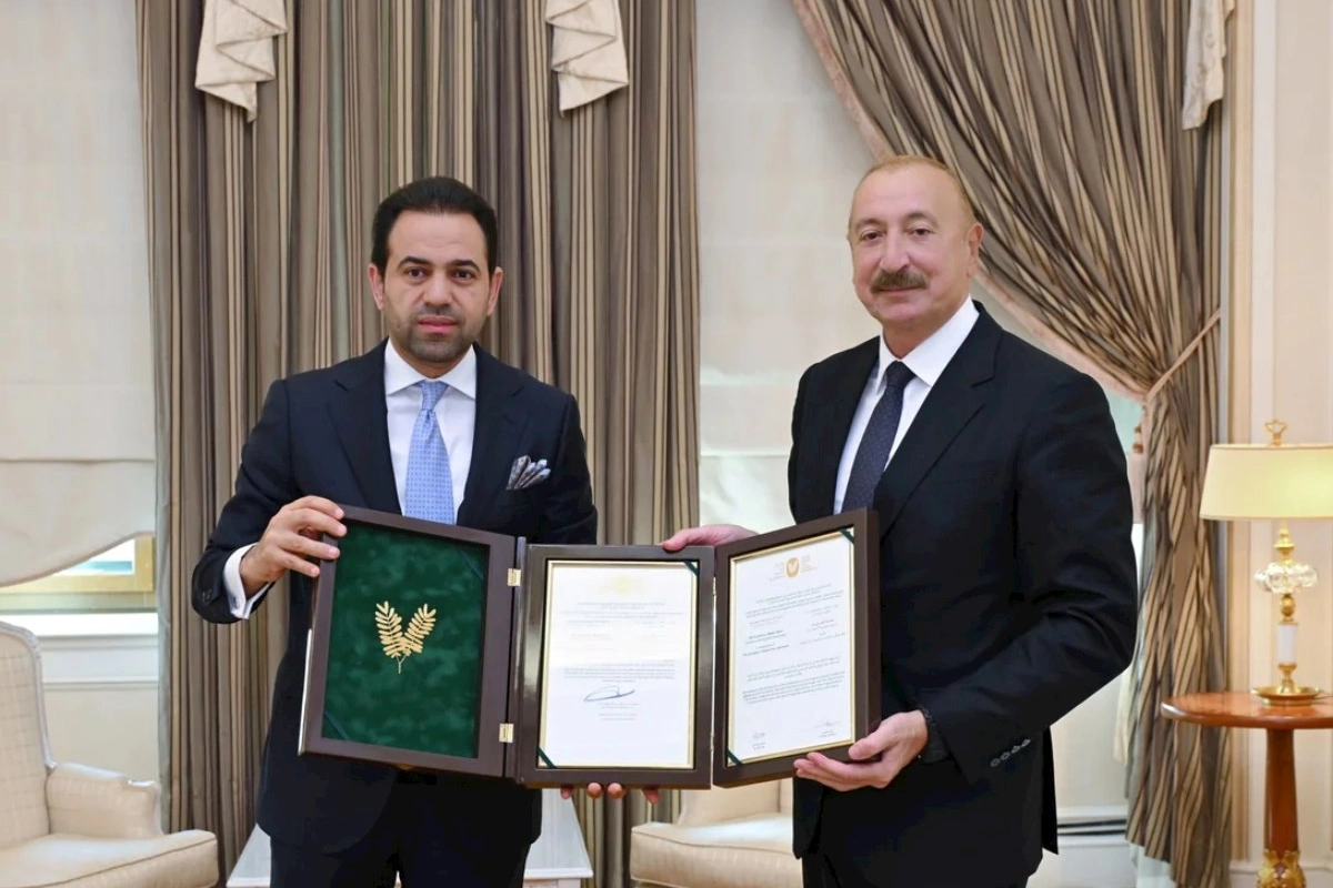 İlham Əliyev Müsəlman Ağsaqqalları Şurasının baş katibini qəbul edib — FOTOLAR