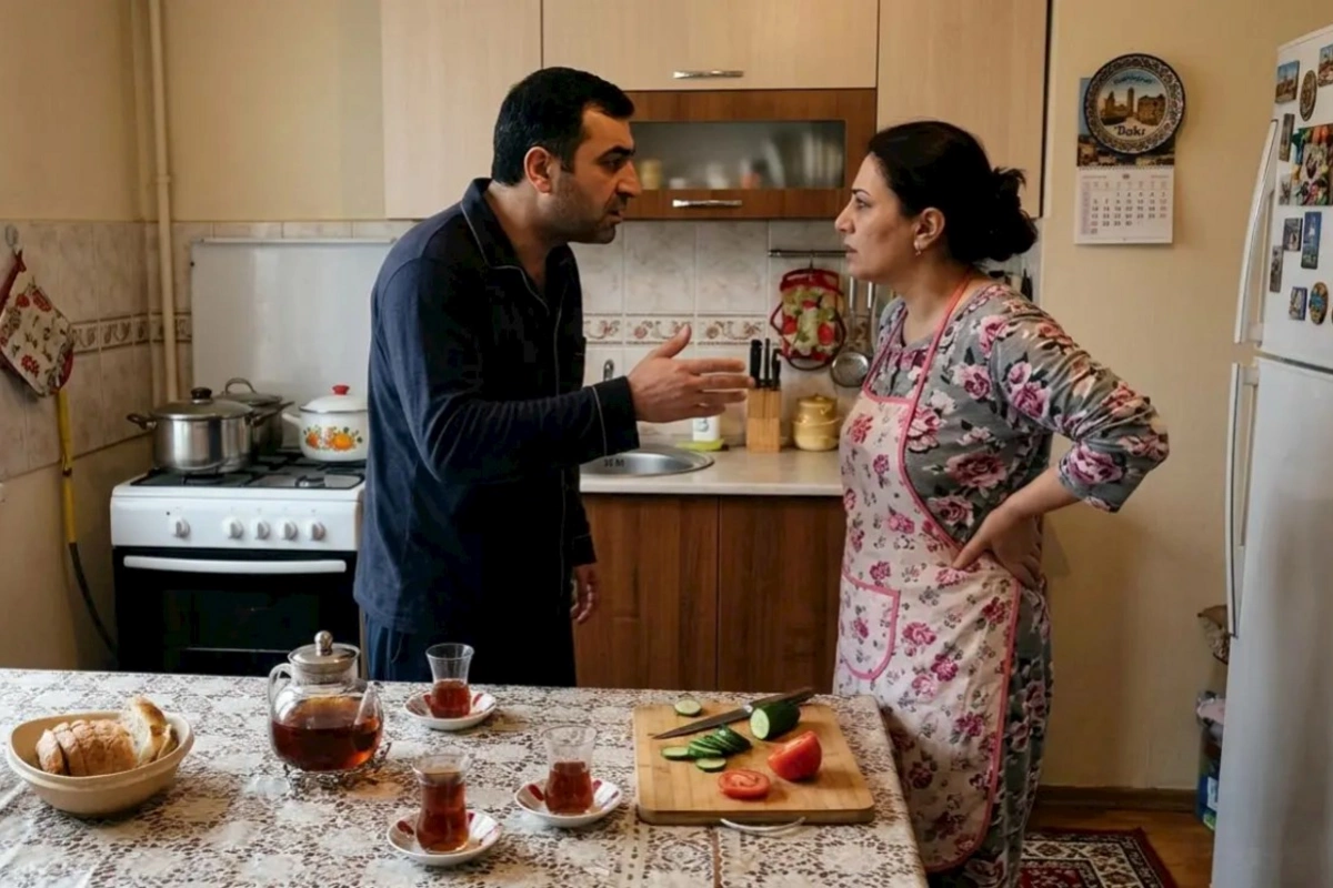 Bakıda kişi ona yemək verməyən arvadını döydü