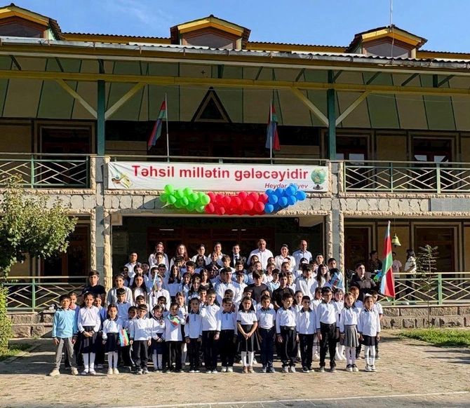 İşğaldan azad edilmiş ərazilərdə 7 məktəbdə ilk dəfə Bilik Günü qeyd edilir — FOTOLAR