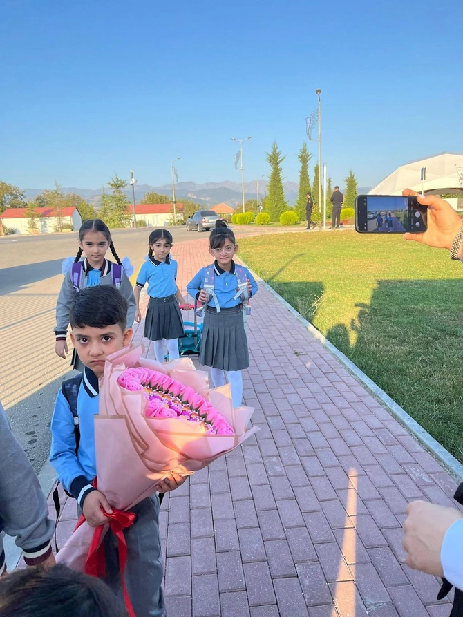 İşğaldan azad edilmiş ərazilərdə 7 məktəbdə ilk dəfə Bilik Günü qeyd edilir — FOTOLAR