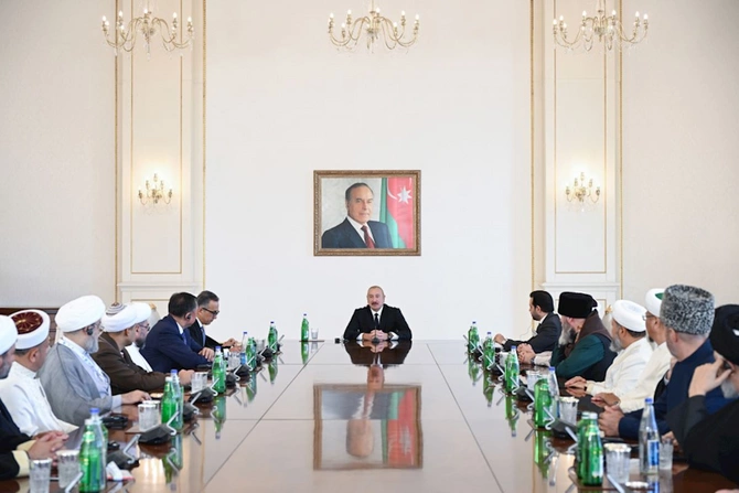 Prezident Bakıda keçirilən beynəlxalq konfransların iştirakçılarını qəbul etdi — FOTOLAR (YENİLƏNİB)