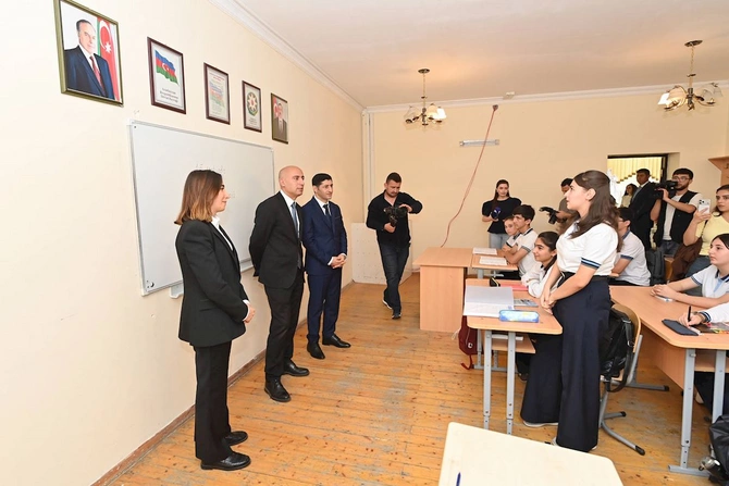 Nazir Bilik Gününü 21 nömrəli məktəbdə qeyd etdi — FOTOLAR