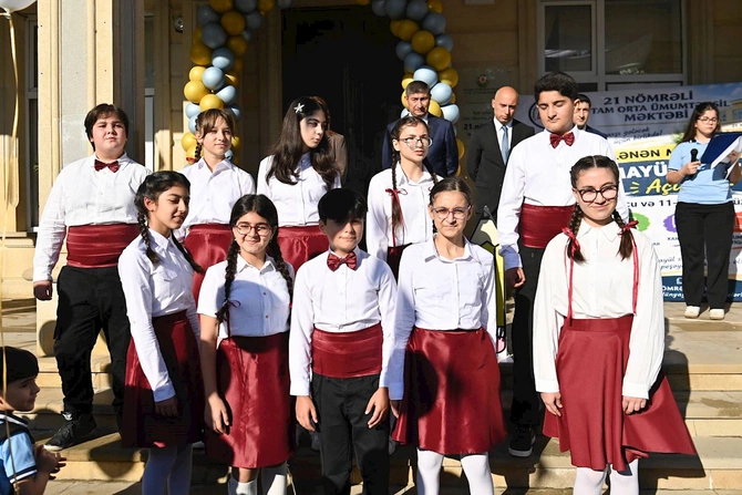 Nazir Bilik Gününü 21 nömrəli məktəbdə qeyd etdi — FOTOLAR