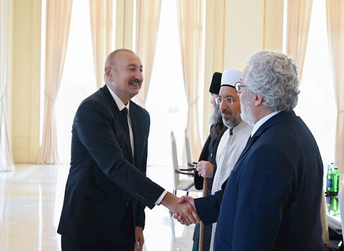 Prezident Bakıda keçirilən beynəlxalq konfransların iştirakçılarını qəbul etdi — FOTOLAR (YENİLƏNİB)