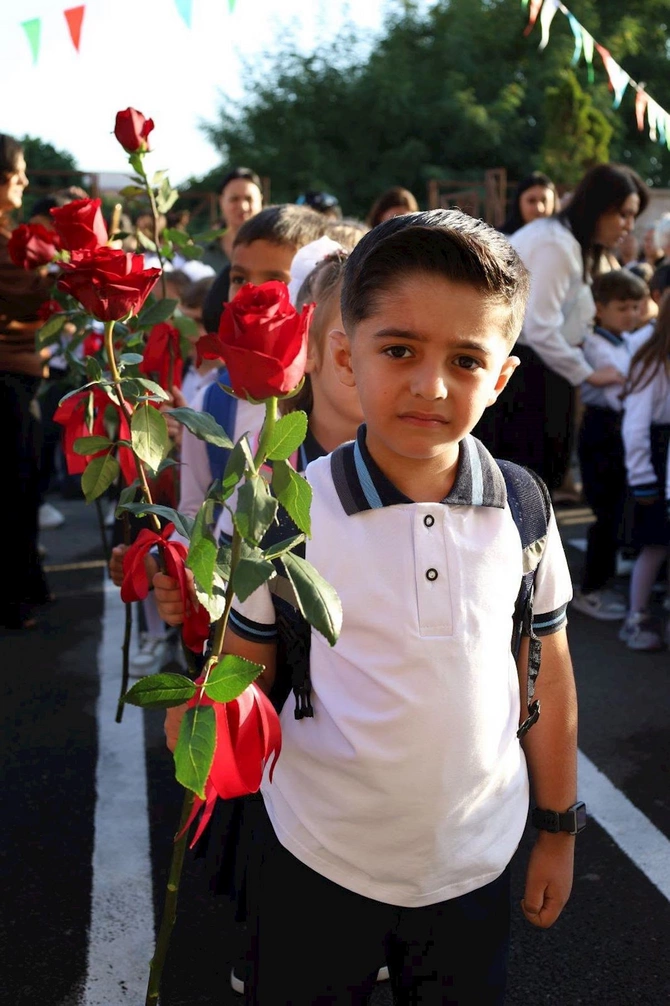 İşğaldan azad edilmiş ərazilərdə 7 məktəbdə ilk dəfə Bilik Günü qeyd edilir — FOTOLAR