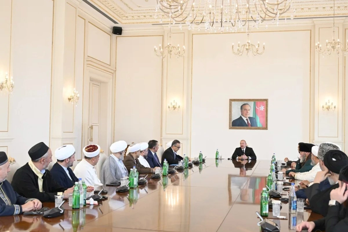 Prezident: Biz hər zaman çalışmışıq İslam həmrəyliyini əməli-praktiki addımlarla gücləndirək
