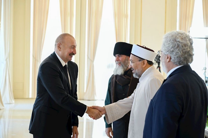 Prezident Bakıda keçirilən beynəlxalq konfransların iştirakçılarını qəbul etdi — FOTOLAR (YENİLƏNİB)