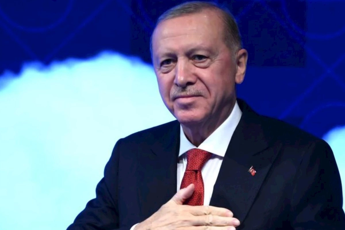 Ərdoğan Azərbaycanı təbrik etdi — FOTO