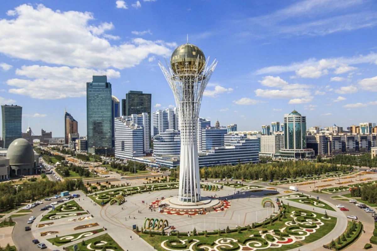 Qazaxıstana vizasız səfər edənlər üçün - Yeni qayda