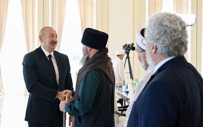 Prezident Bakıda keçirilən beynəlxalq konfransların iştirakçılarını qəbul etdi — FOTOLAR (YENİLƏNİB)