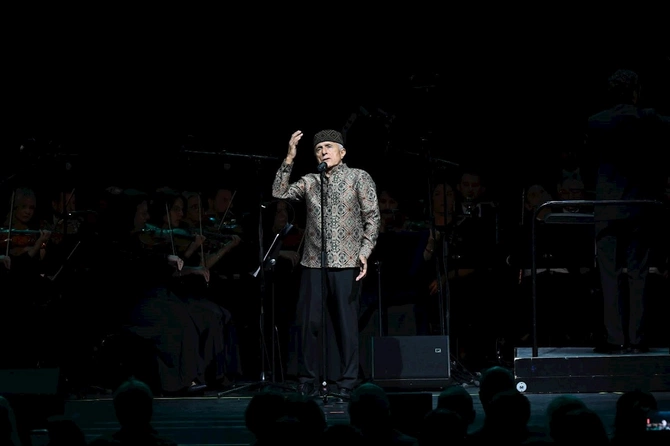 Montrödə Azərbaycanın incəsənət nümayəndələrinin iştirakı ilə qala konsert keçirildi — FOTOLAR Montrödə Azərbaycanın incəsənət nümayəndələrinin iştirakı ilə qala konsert keçirildi — FOTOLAR